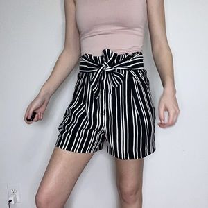 H&M Belt Tie Striped Shorts
